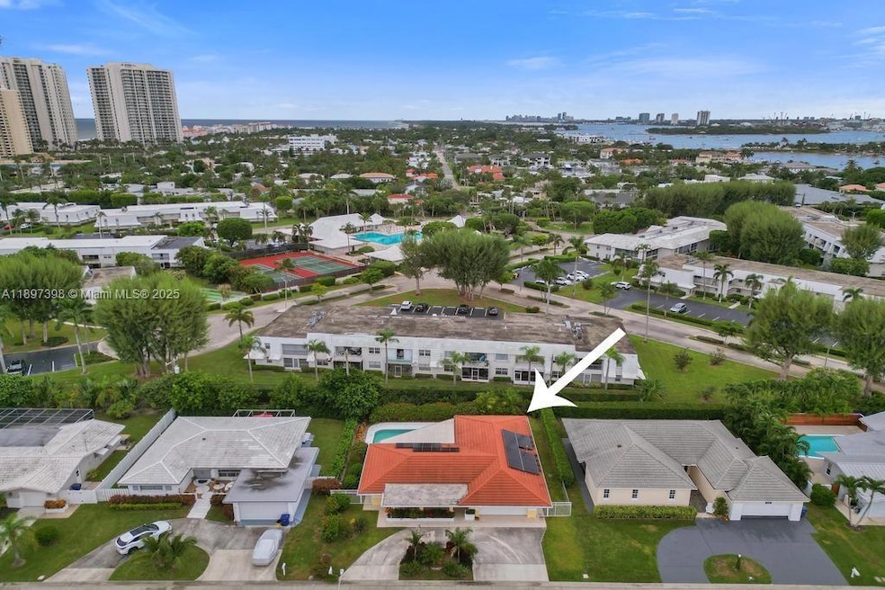 Pending $975,000 • Co-Listing Agent