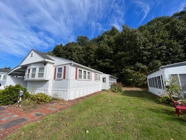 10 Saint James Cir, Hudson, MA 01749 - photo 1