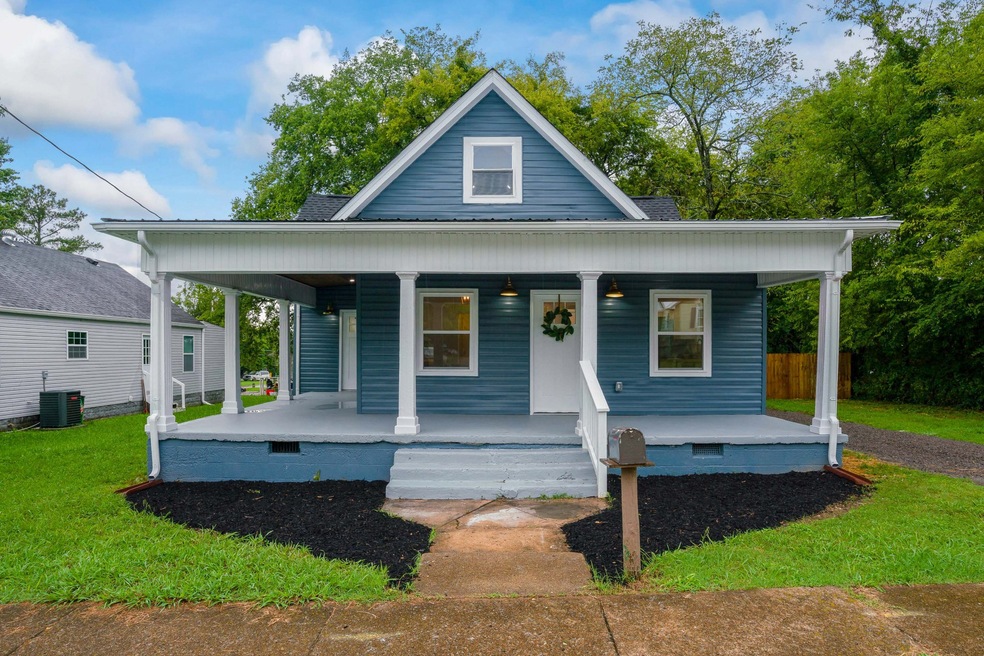 508 Moody St, Shelbyville, TN 37160 - photo 1