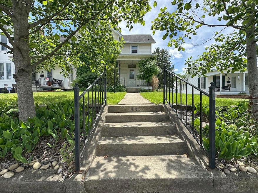 445 E Main St, Circleville, OH 43113 - photo 1