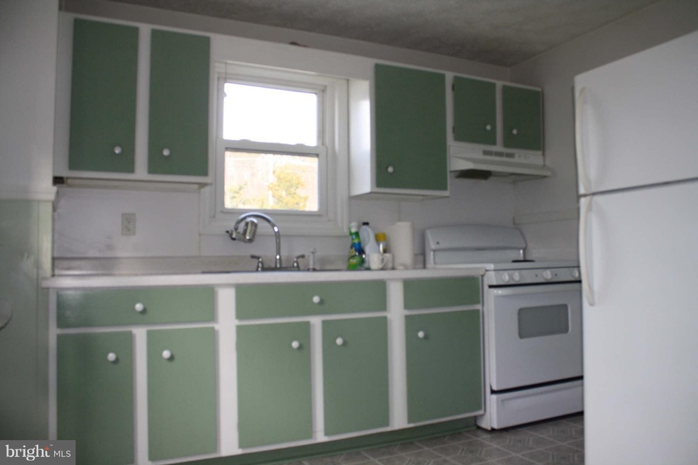 44 Radio Station Ln, Berkeley Springs, WV 25411 - photo 1