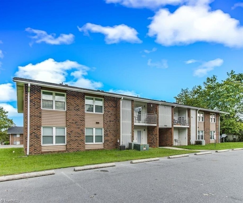 1019 S Church St, Asheboro, NC 27203 - photo 1