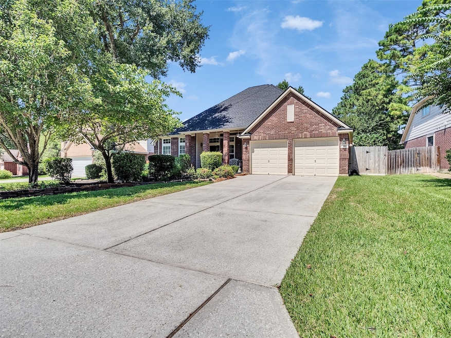 66 N Brooksedge Cir, Spring, TX 77382 - photo 1
