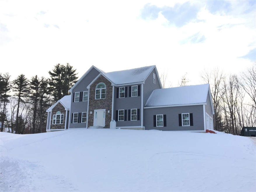 32 Squire Dr unit 7, Pelham, NH 03076 - photo 1