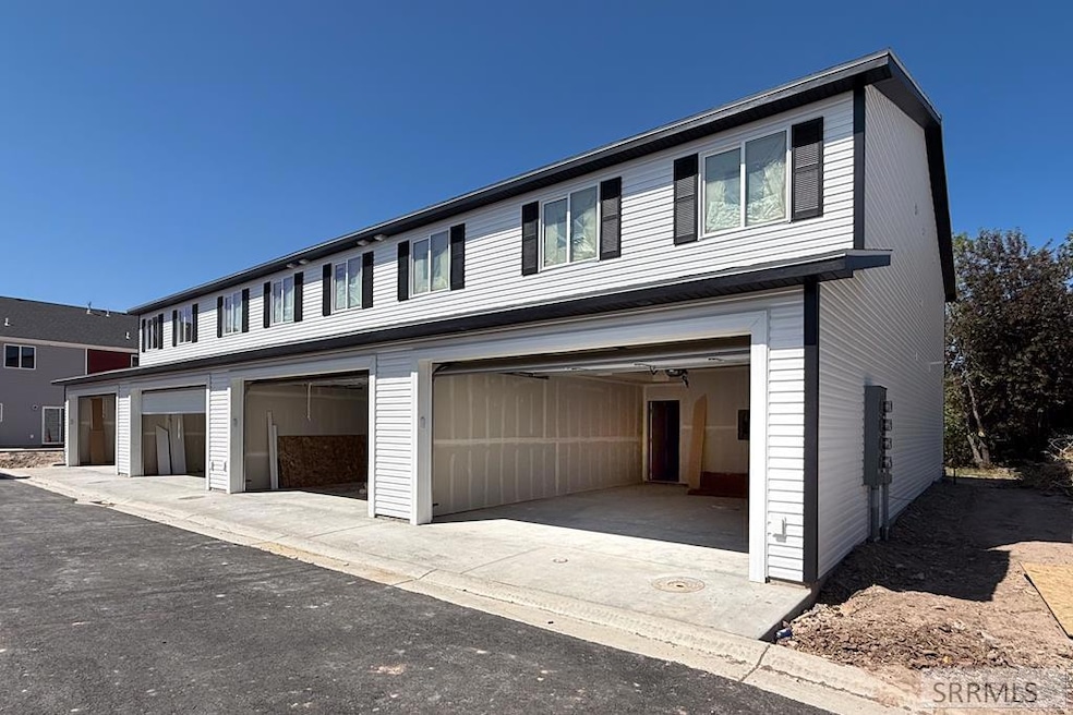 For Sale $1,280,000 • Co-Listing Agent