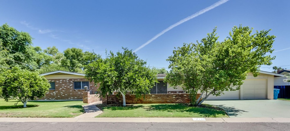 Exterior-002