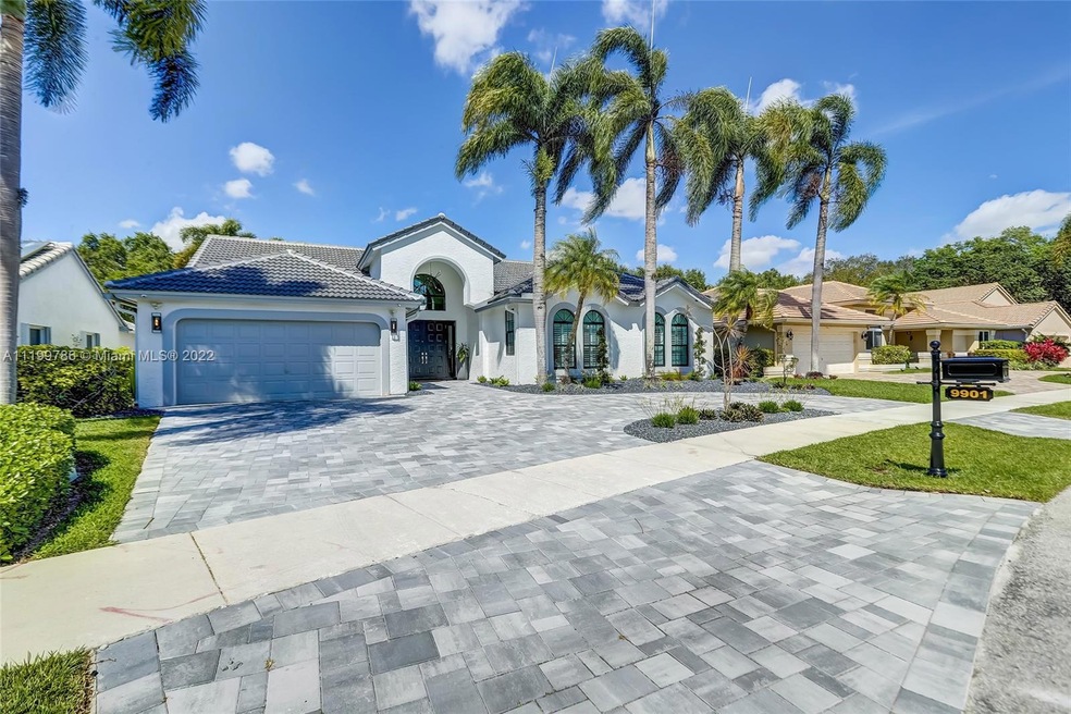 9901 N Abiaca Cir, Davie, FL 33328 - photo 1