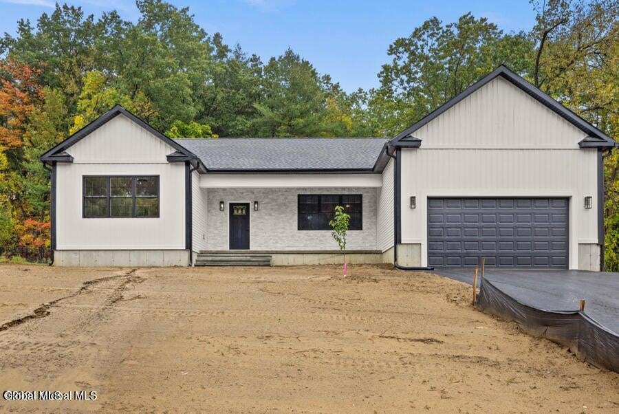 222 Briarwood Ct, Guilderland, NY 12084 - photo 1