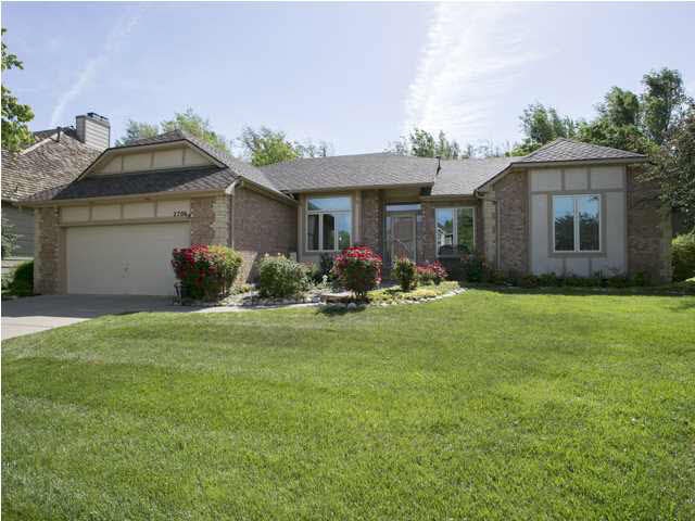 Immaculate 4 Bedroom 3 1/2 Bath Ranch w/ Walk-Out 