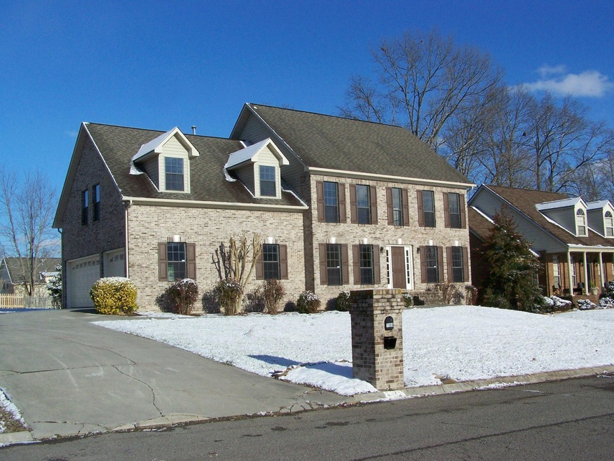 Welcome Home--updated throughout!!
