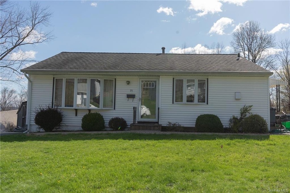 95 Capt Shankey Dr, Garnerville, NY 10923 - photo 1