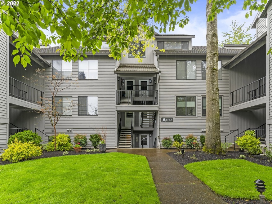 4000 Carman Dr unit 3, Lake Oswego, OR 97035 - photo 1