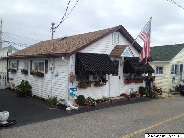 18 3rd Ln, Seaside Park, NJ 08752 - photo 1