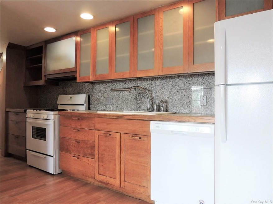 12 Villard Ave unit 1, Hastings On Hudson, NY 10706 - photo 1