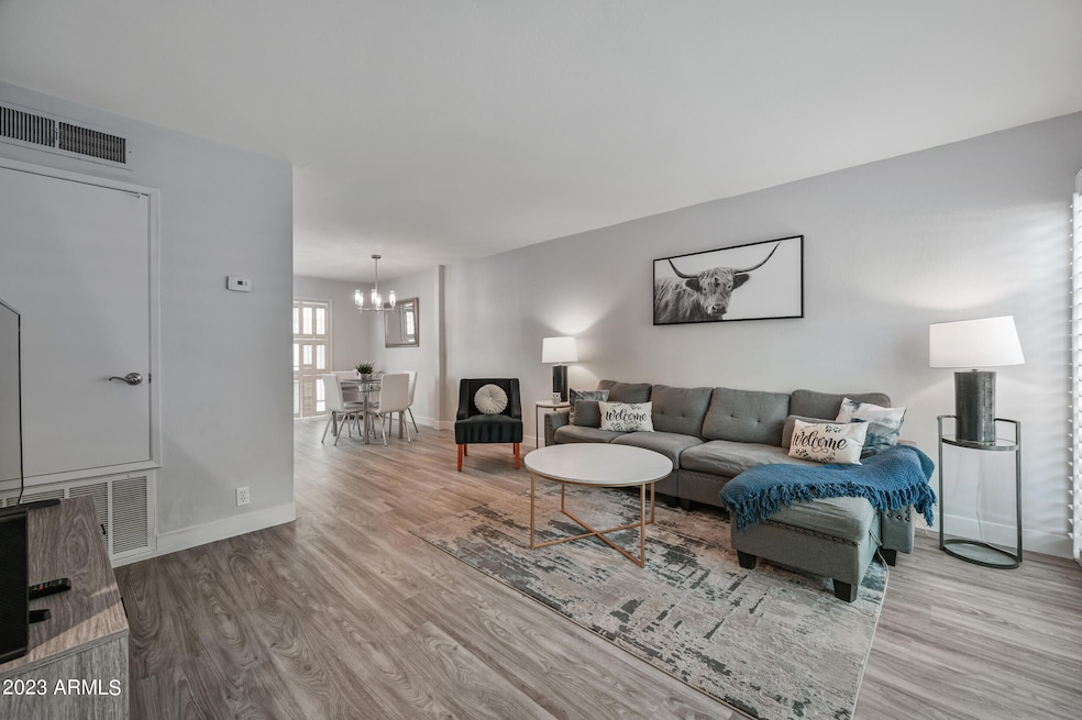 4600 N 68th St unit 330, Scottsdale, AZ 85251 - photo 1