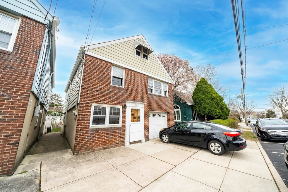 52 W 3rd St, Bayonne, NJ 07002 - photo 1