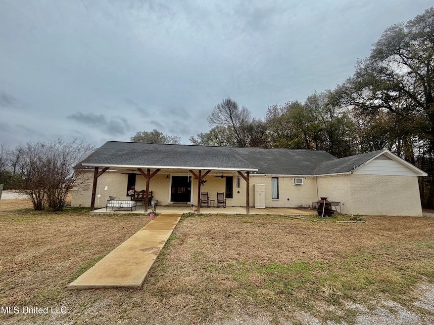 11404 Tippo Rd, Charleston, MS 38921 - photo 1