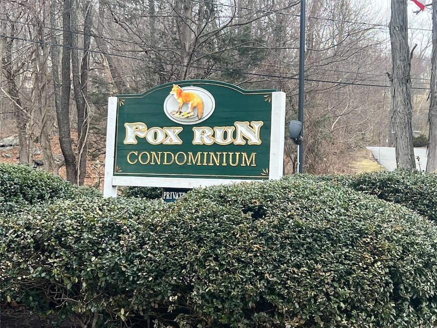 420 Fox Run Ln, Carmel, NY 10512 - photo 1