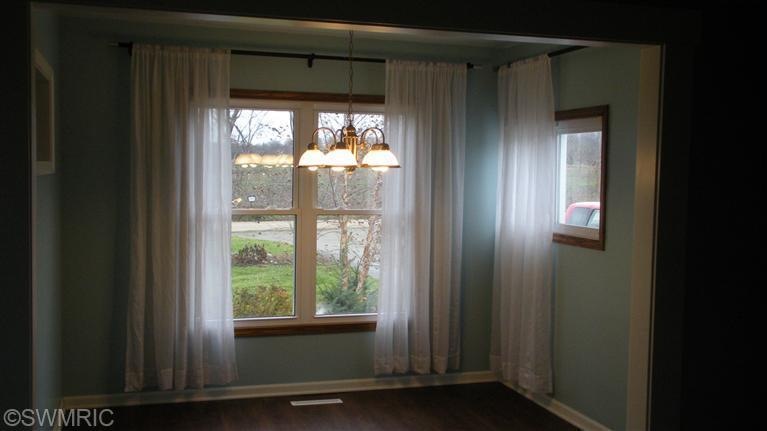 1034 147th Ave, Wayland, MI 49348 - photo 1