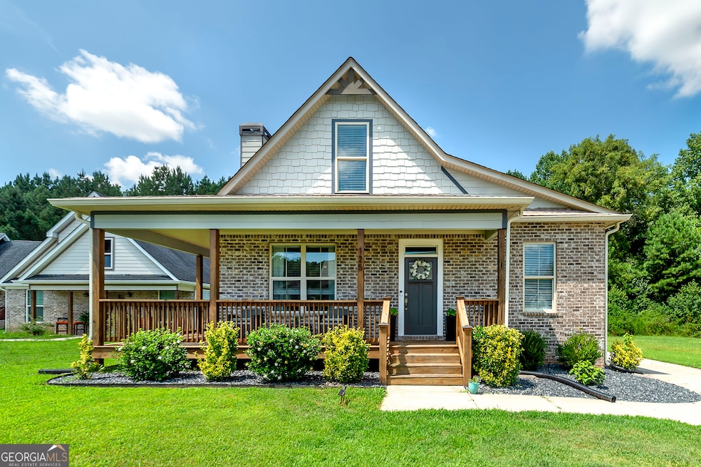125 Hunts Mill Cir, Griffin, GA 30224 - photo 1