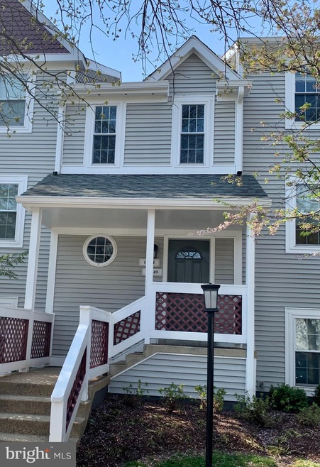 12949 Grays Pointe Rd unit C, Fairfax, VA 22033 - photo 1