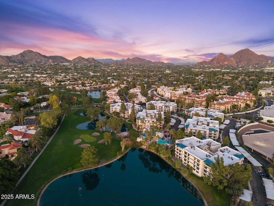 5122 N 31st Way unit 221, Phoenix, AZ 85016 - photo 1