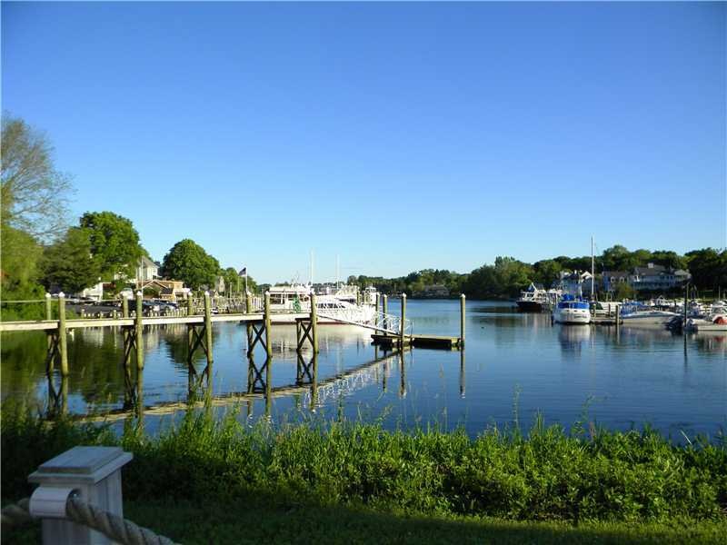 101 Sheldon St, Cranston, RI 02905 - photo 1