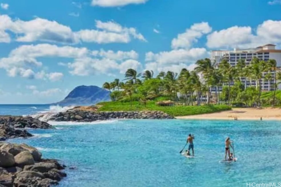 For Sale $899,000 • Co-Listing Agent