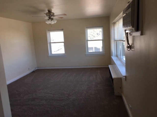 1539 E Oakton St unit D, Des Plaines, IL 60018 - photo 1