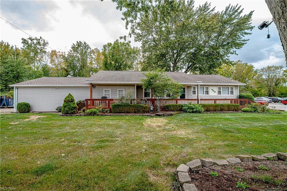 700 Harris Rd, Sheffield Lake, OH 44054 - photo 1