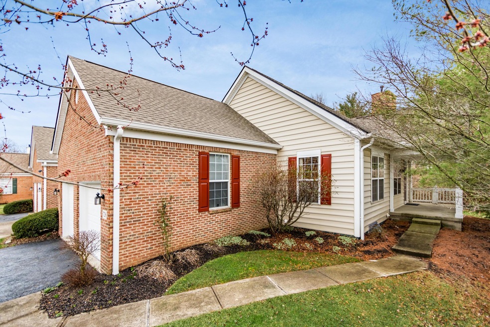 E_726_Sycamore_Turn_Ln-073