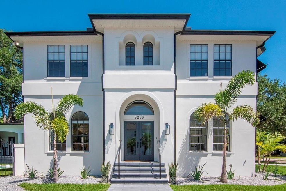 3206 S. Schiller in the heart of Sunset Park