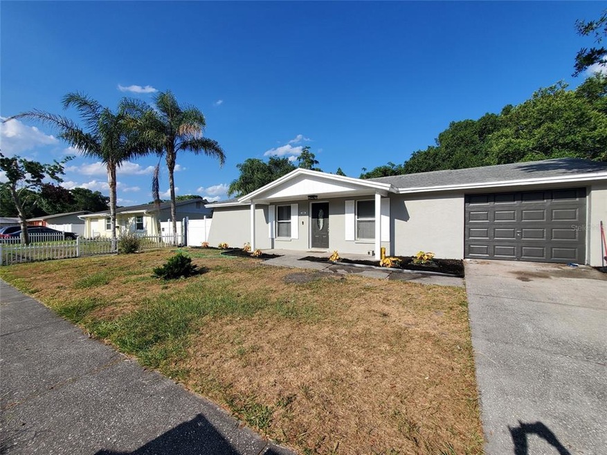 3606 Sugarcreek Dr, Tampa, FL 33619 - photo 1