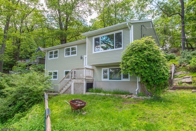 24 Papoose Trail, Andover, NJ 07821 - photo 1