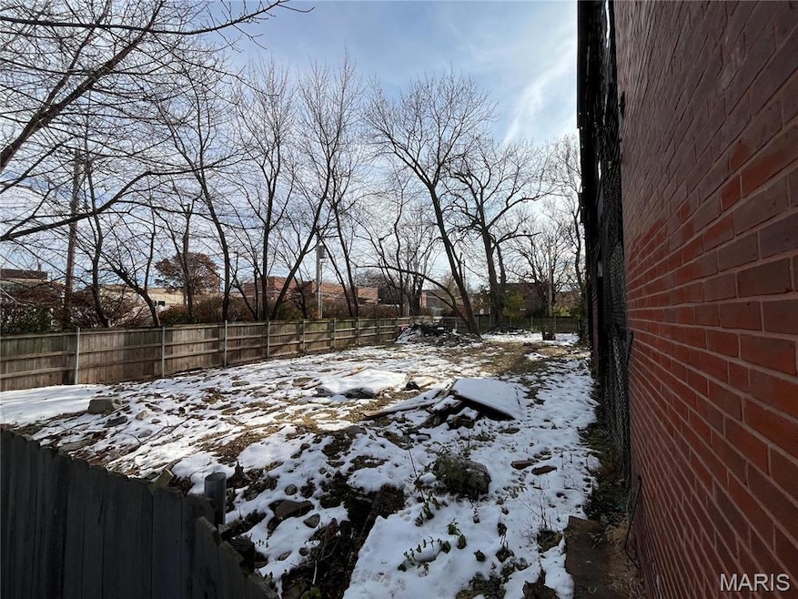 2614 Geyer Ave, St. Louis, MO 63104 - photo 1