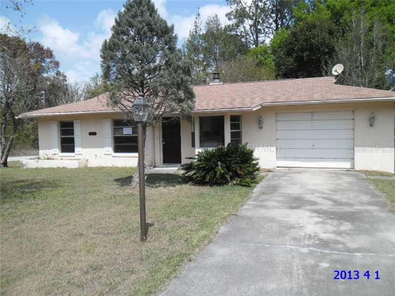 21563 SW Honeysuckle St, Dunnellon, FL 34431 - photo 1