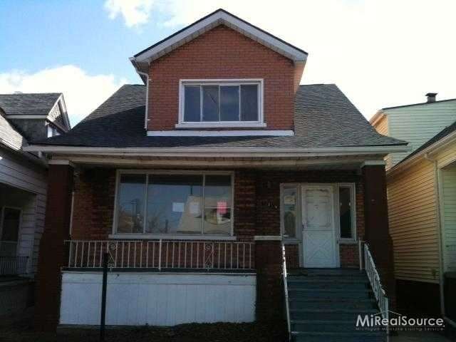 12134 Klinger St, HamtraMcK, MI 48212 - photo 1