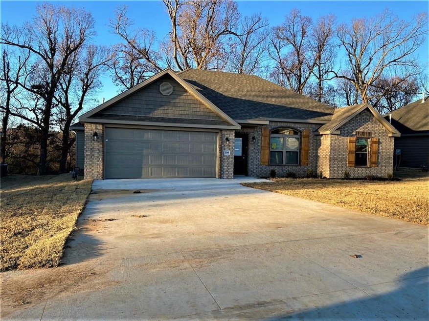 1368 Bay Ave, Springdale, AR 72764 - photo 1