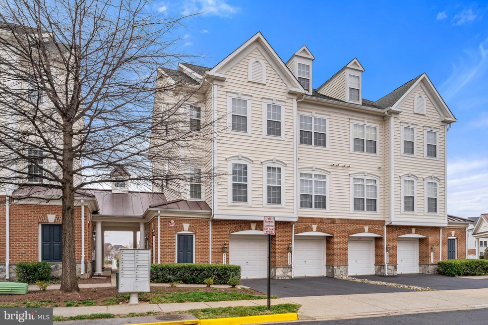 14576 Kylewood Way, Gainesville, VA 20155 - photo 1