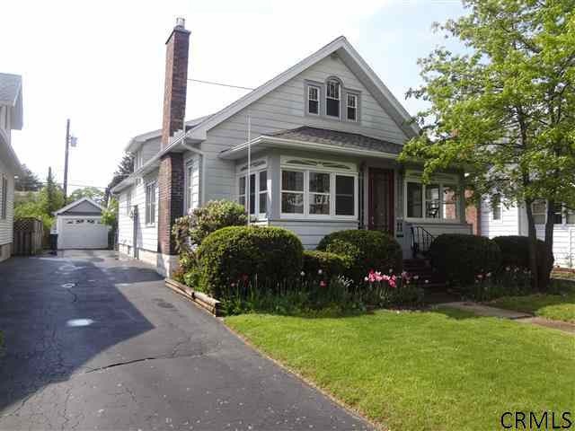 38 Marwood St, Albany, NY 12209 - photo 1