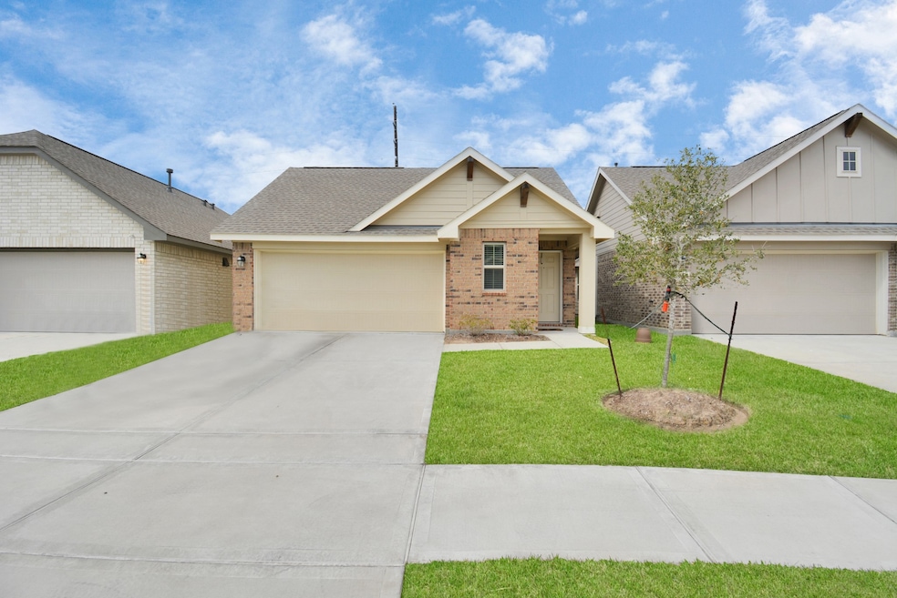 15878 Mountlong Dr, Humble, TX 77396 - photo 1