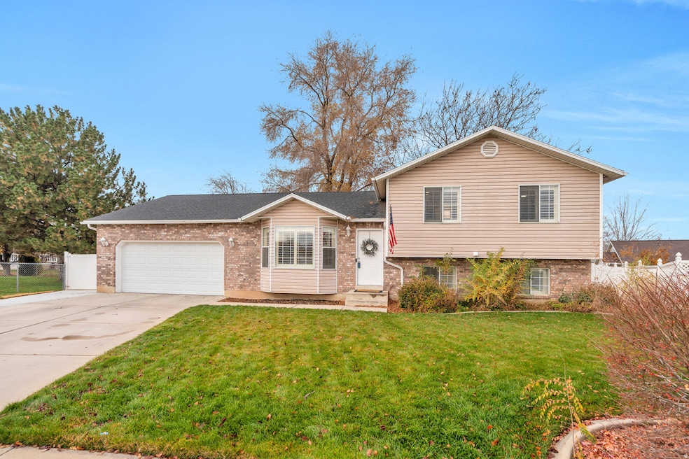 2509 N 1170 W, Clearfield, UT 84015 - photo 1