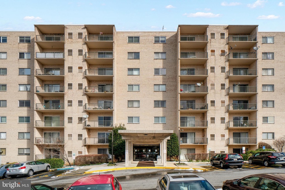 Columbia Towers Condominium unit 712, Silver Spring, MD 20904 - photo 1