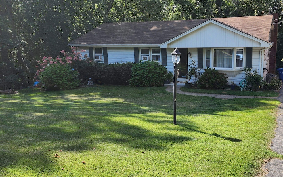 20 Thornbush Road Extension, Mansfield Center, CT 06250 - photo 1