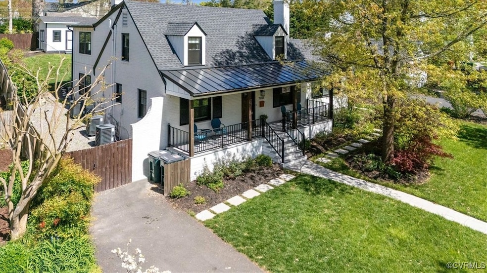 Sold $910,000 • Co-Listing Agent