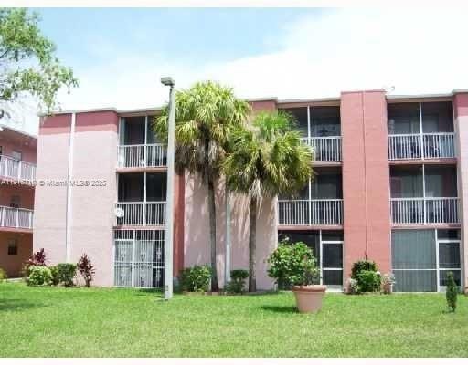 19825 SW 114th Ave unit 323, Miami, FL 33157 - photo 1