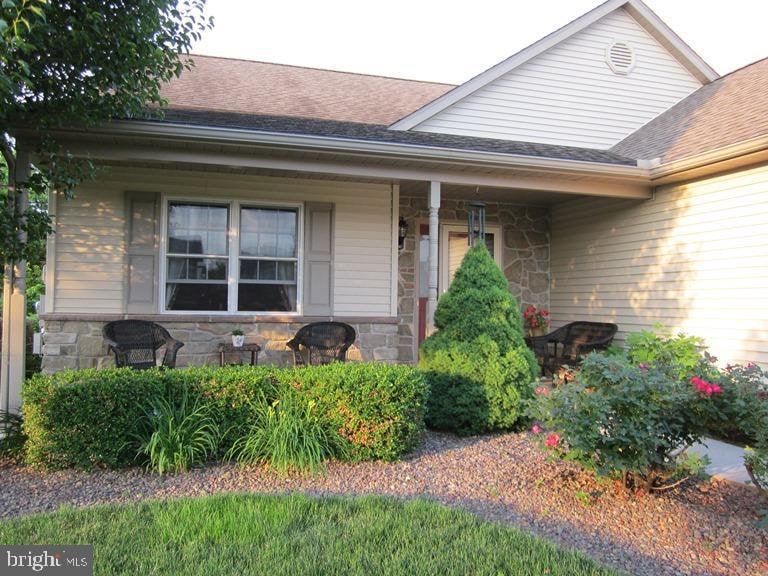 119 Arbor Dr, Myerstown, PA 17067 - photo 1