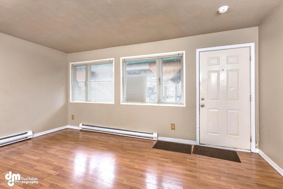 7141 Weimer St 48 Anchorage AK-large-007