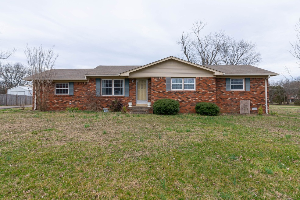 911 Phelan Dr, Lebanon, TN 37090 - photo 1