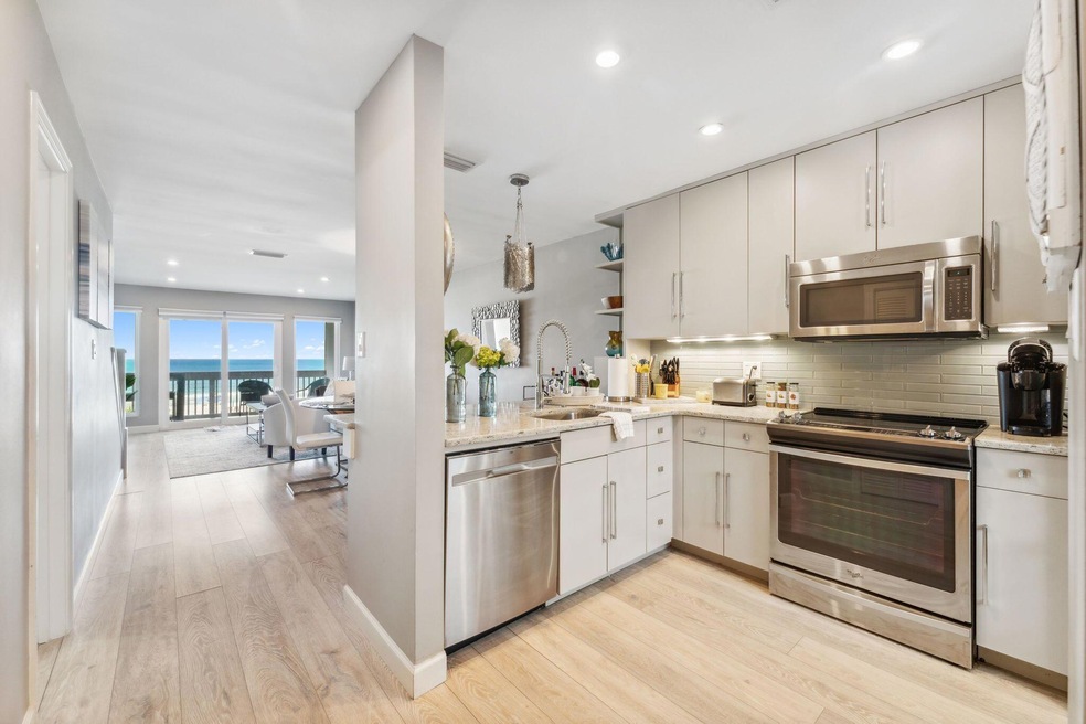 4-web-or-mls-23011-front-beach-rd-47